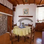 Avra Vakantiehuis Sými
