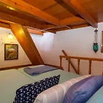 Avra Vakantiehuis Sými