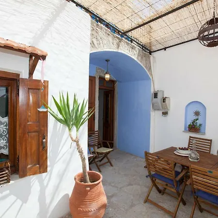 Case de vacanță Avra *