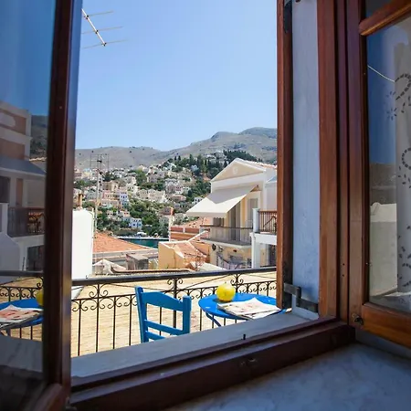 Avra Vakantiehuis Sými